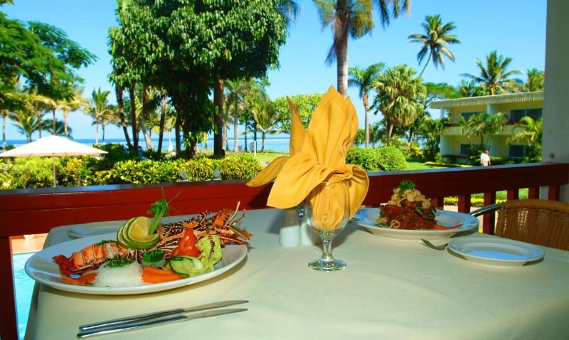 Отель Bedarra Beach Inn