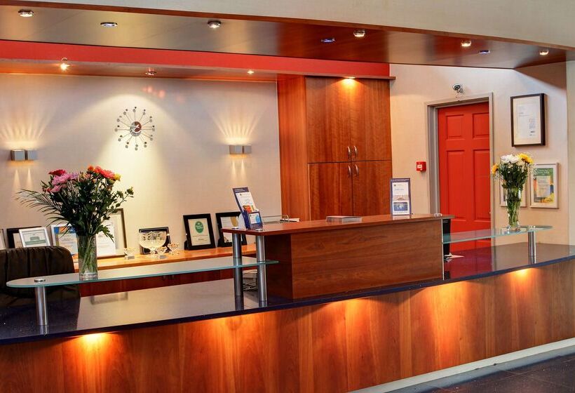 ホテル Best Western Aberavon Beach