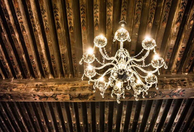 Отель Best Western Marquis De La Baume