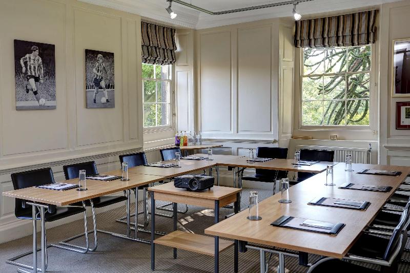 هتل Best Western Plus Sheffield Mosborough Hall