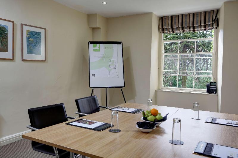 هتل Best Western Plus Sheffield Mosborough Hall