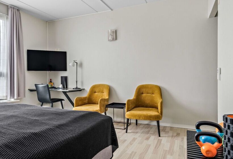 Отель Best Western Royal Holstebro