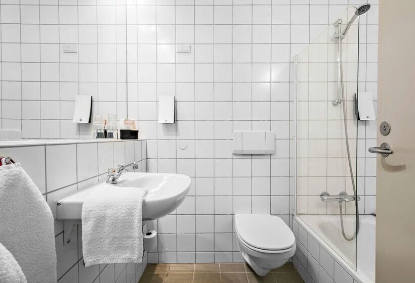هتل Best Western Royal Holstebro