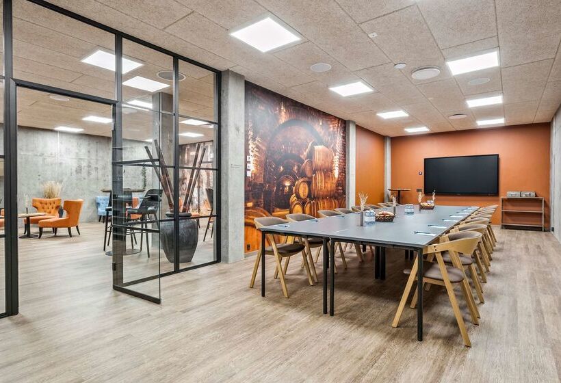 Отель Best Western Royal Holstebro