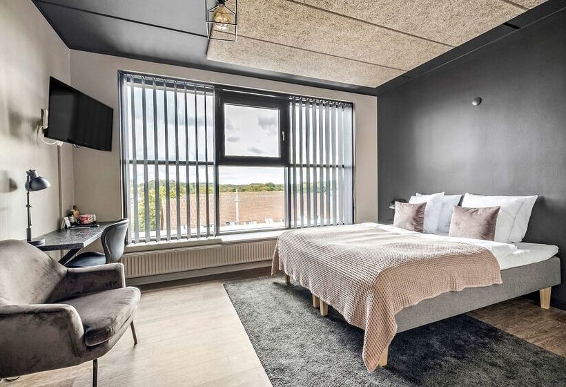 Отель Best Western Royal Holstebro