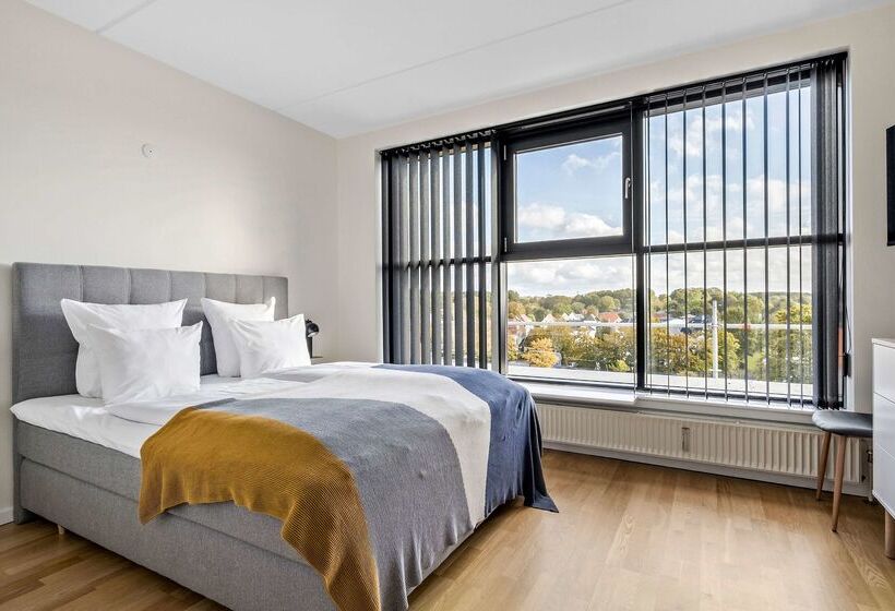 Отель Best Western Royal Holstebro