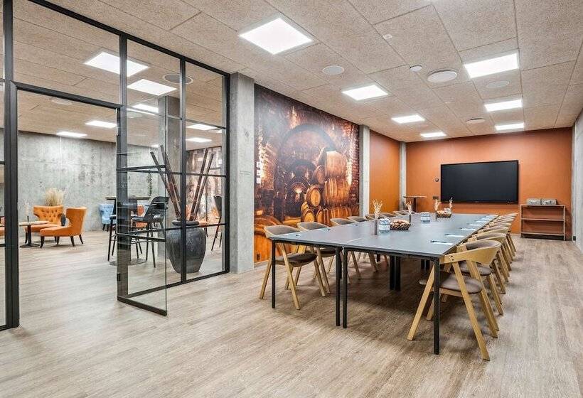 Отель Best Western Royal Holstebro