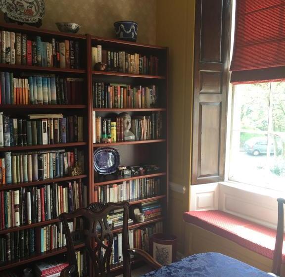 فندق Bowlish House