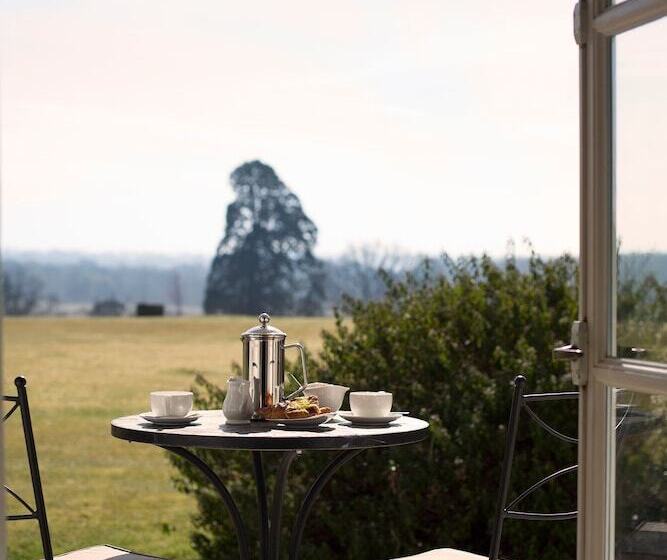 Отель Buxted Park Country House