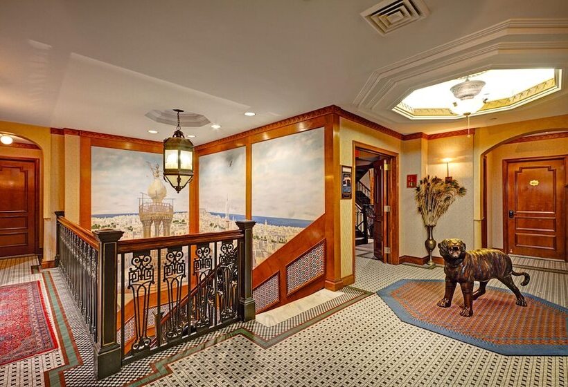 Casablanca Hotel By Library Hotel Collection