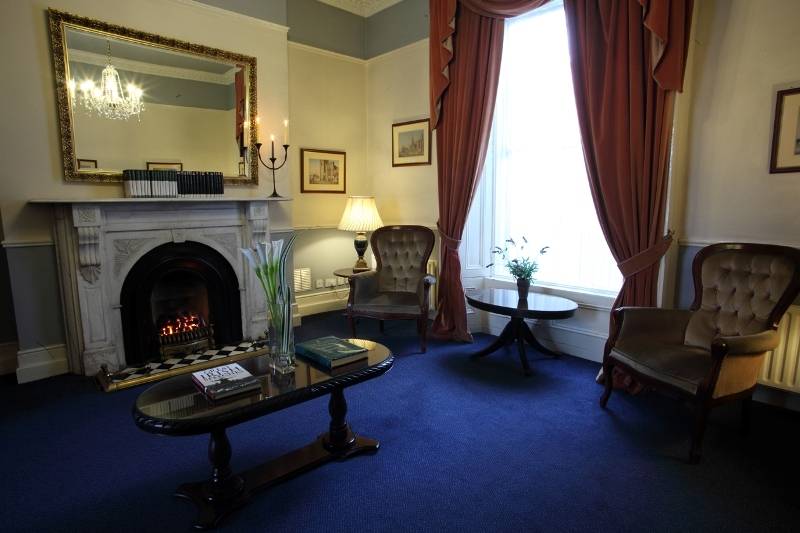 هتل Charleville Lodge