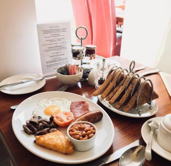 ホテル Charlton Kings