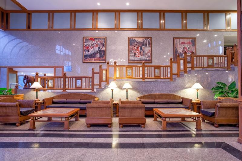 Отель Cholchan Pattaya Beach Resort   Sha Extra Plus