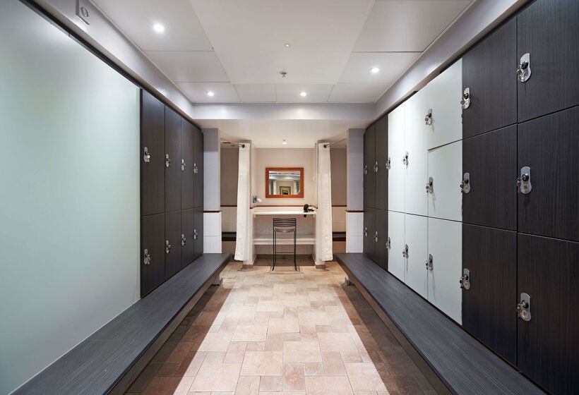 ホテル Doubletree By Hilton Dartford Bridge