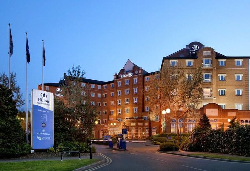 ホテル Doubletree By Hilton Dartford Bridge