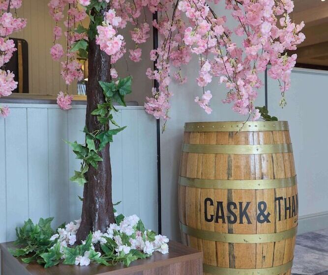 ホテル Doubletree By Hilton Dartford Bridge