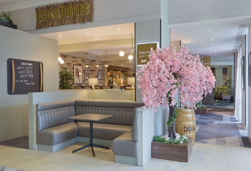 ホテル Doubletree By Hilton Dartford Bridge