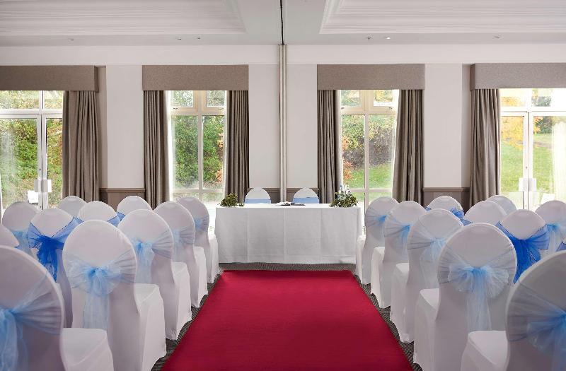 ホテル Doubletree By Hilton Dartford Bridge