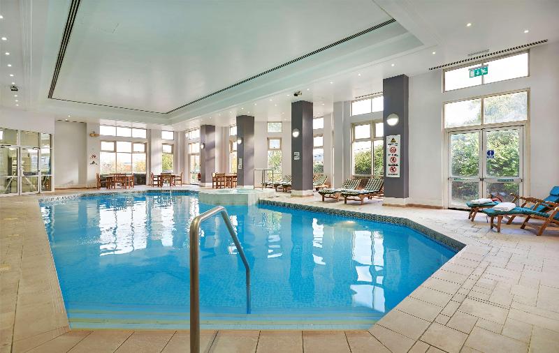 ホテル Doubletree By Hilton Dartford Bridge