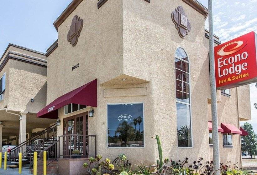 فندق Econo Lodge Inn & Suites Fallbrook Downtown