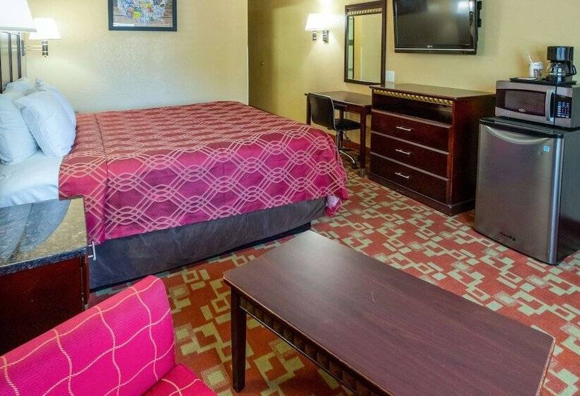 בית מלון כפרי Econo Lodge Inn & Suites Fallbrook Downtown