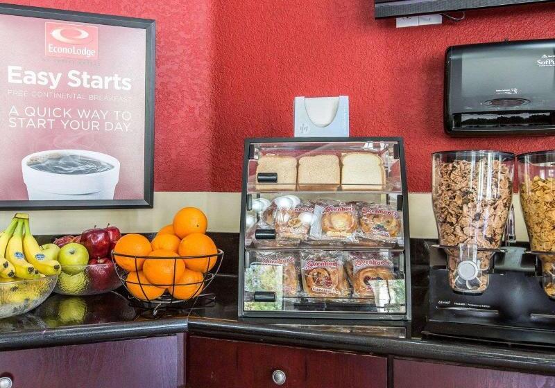 فندق Econo Lodge Inn & Suites Fallbrook Downtown