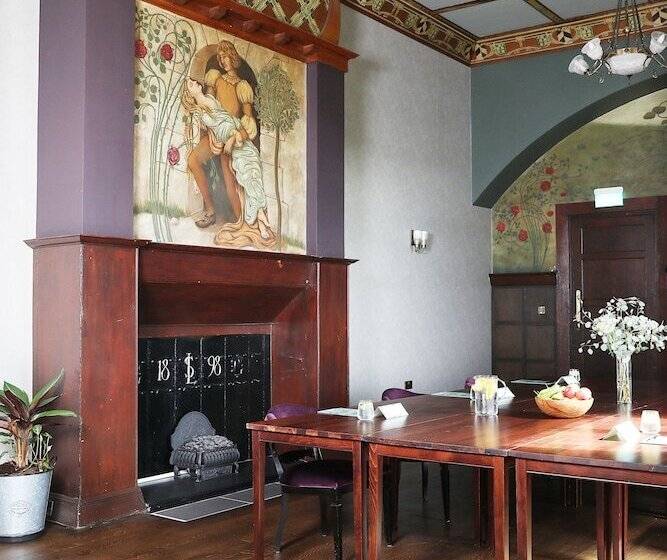 Отель Elmbank York, Tapestry Collection By Hilton