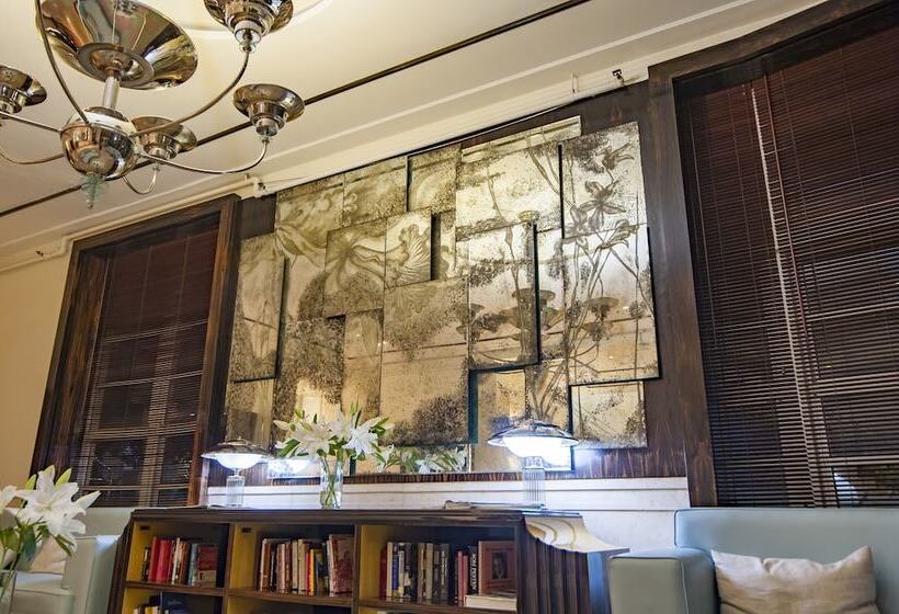 Greenview Hotel By Lowkl