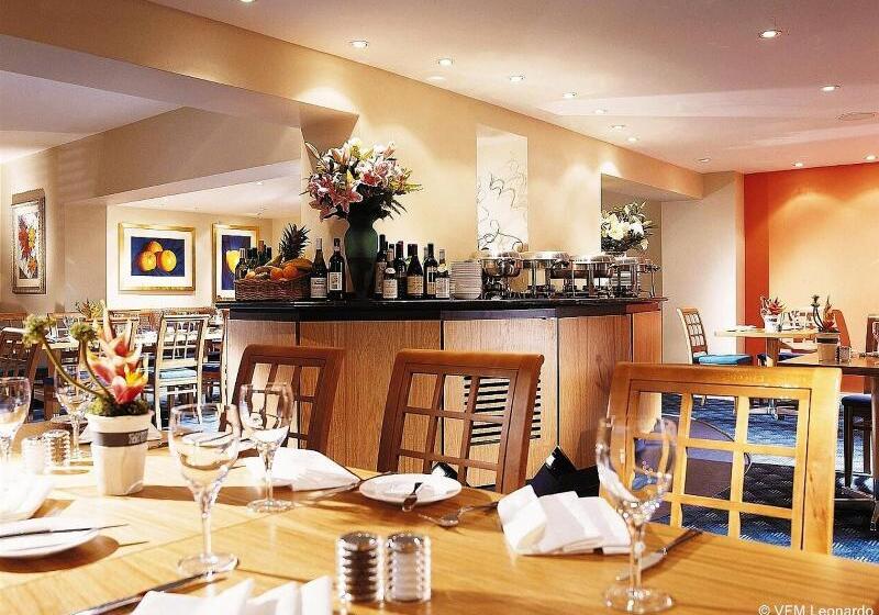 Warwickshire Park Hotel Kenilworth By Belvilla