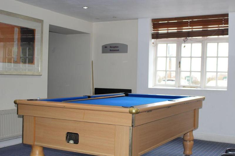 Warwickshire Park Hotel Kenilworth By Belvilla