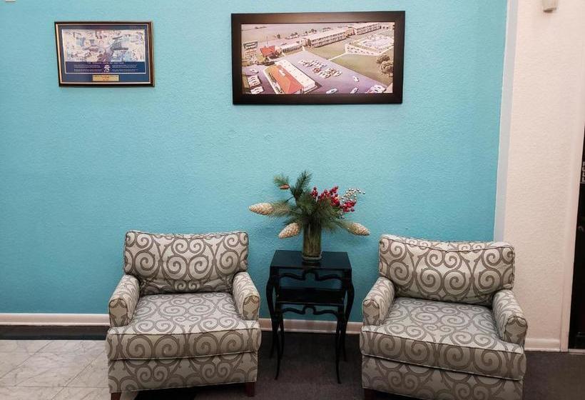 호텔 Howard Johnson By Wyndham Lake Front Park Kissimmee