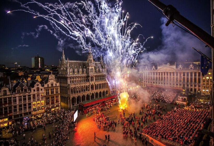 酒店 Ibis Brussels Centre Chatelain