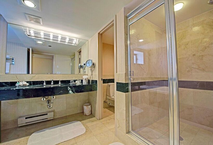 فندق Inn At Great Neck