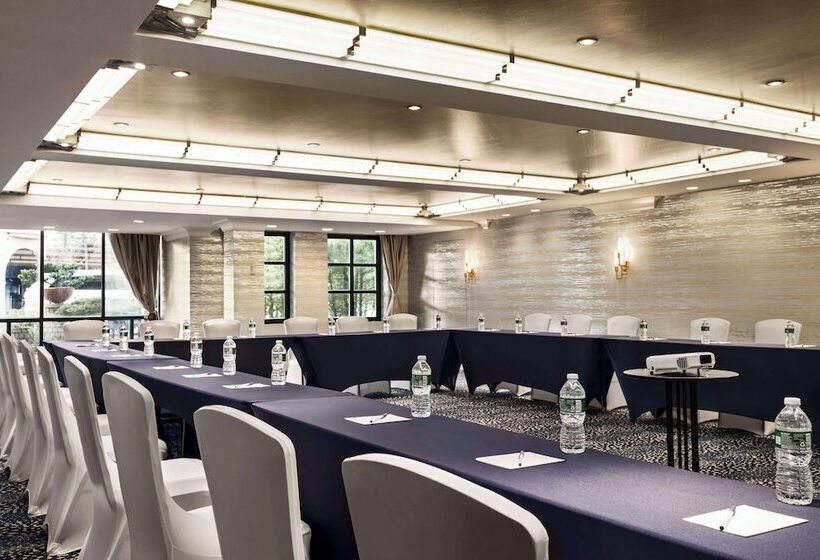 فندق Inn At Great Neck