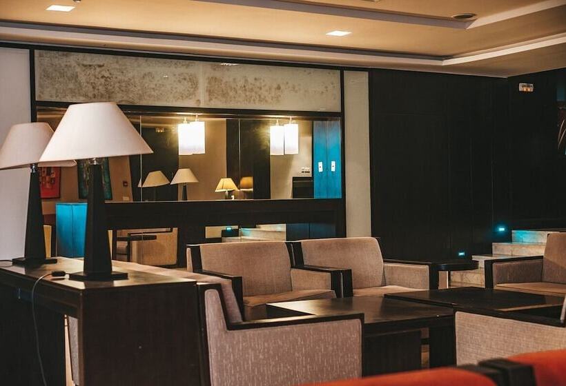 酒店 Kanta Resort & Spa