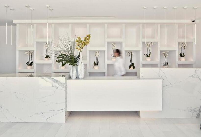 Katikies Mykonos - The Leading Hotels Of The World