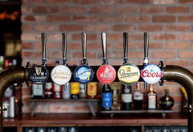 Отель Offshore   The Inn Collection Group