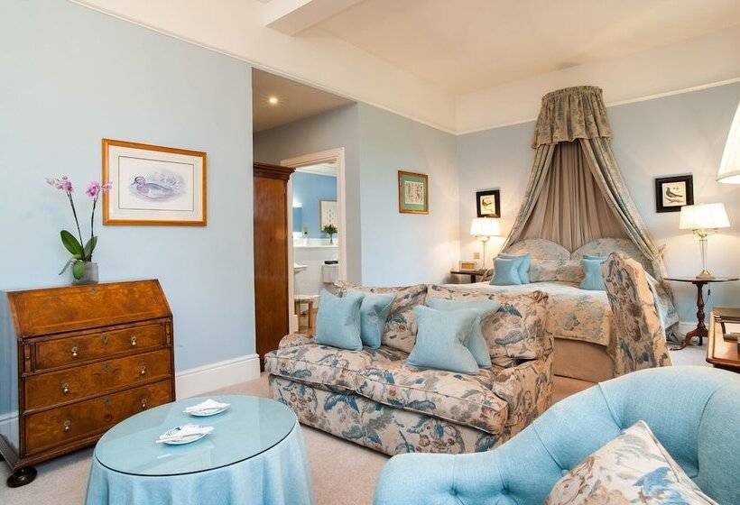 ホテル Llangoed Hall