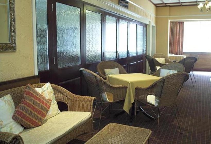 ホテル Lodge At Leeming Bar