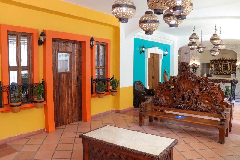 酒店 Los Arcos Suites