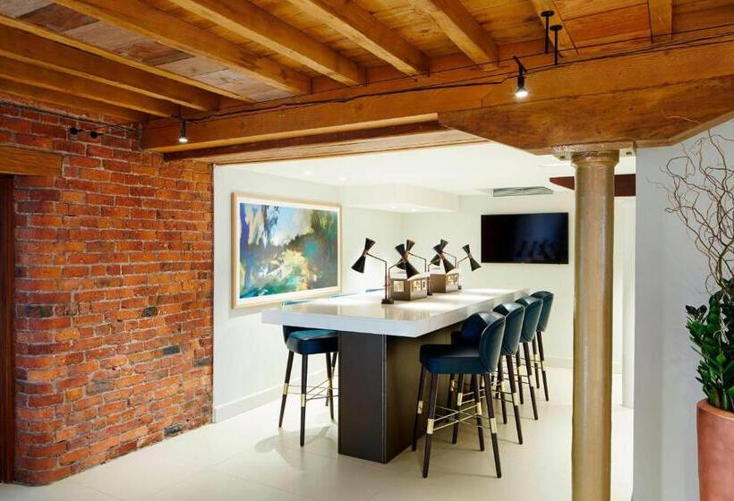 호텔 Manchester Marriott Victoria & Albert