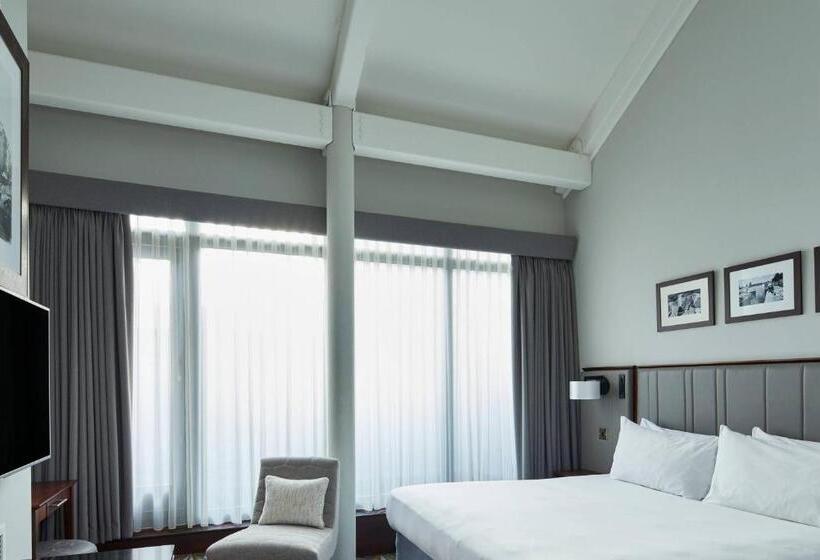 호텔 Manchester Marriott Victoria & Albert