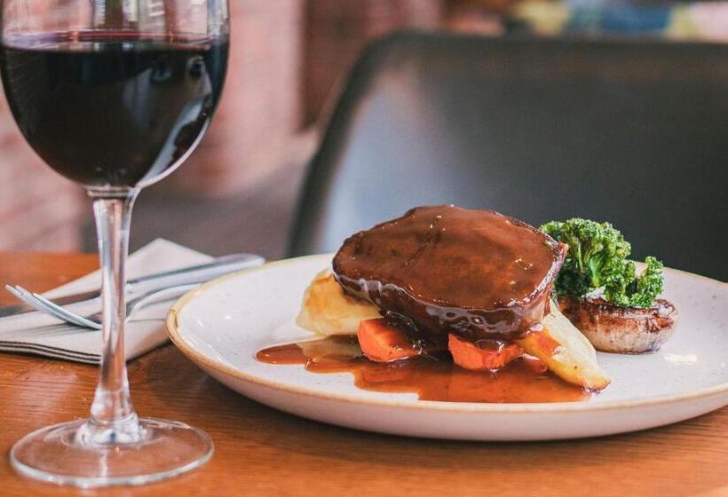 호텔 Manchester Marriott Victoria & Albert