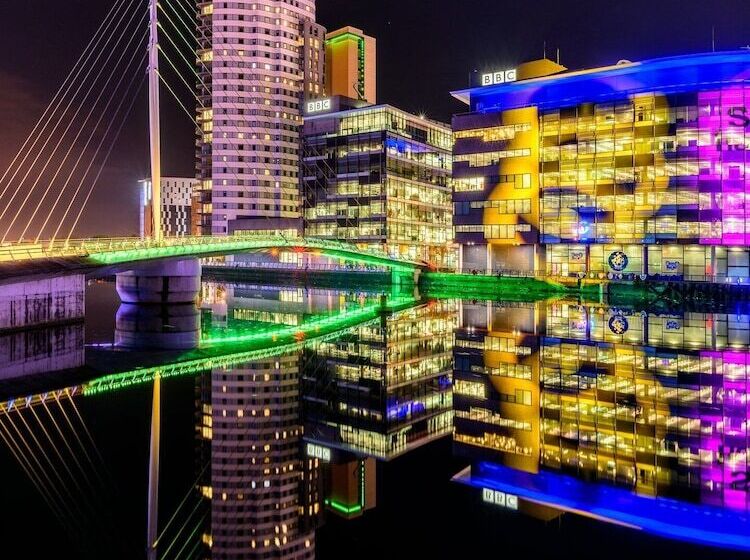 호텔 Manchester Marriott Victoria & Albert