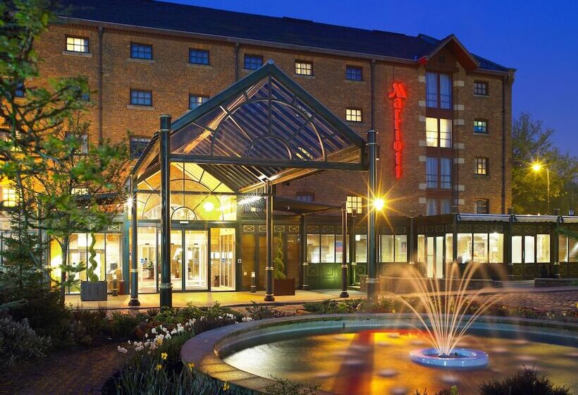 호텔 Manchester Marriott Victoria & Albert