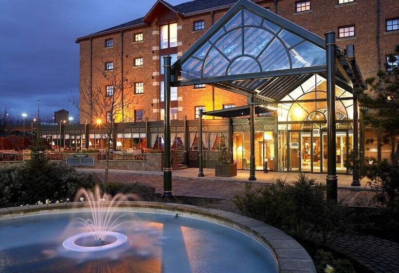 호텔 Manchester Marriott Victoria & Albert