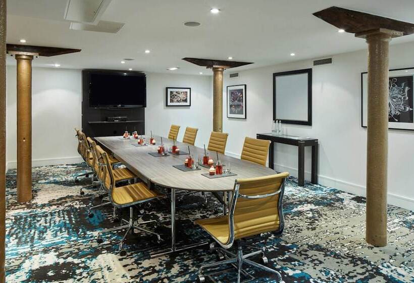 호텔 Manchester Marriott Victoria & Albert