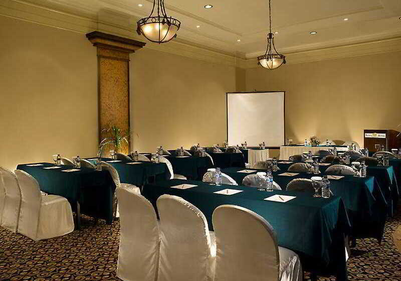 ホテル Mercure Jakarta Batavia