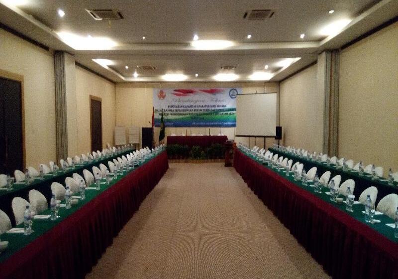 ホテル Mercure Jakarta Batavia