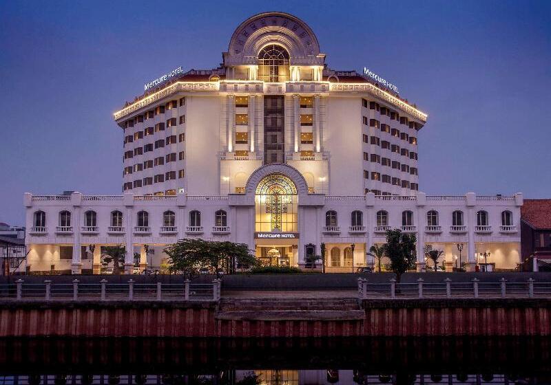 ホテル Mercure Jakarta Batavia
